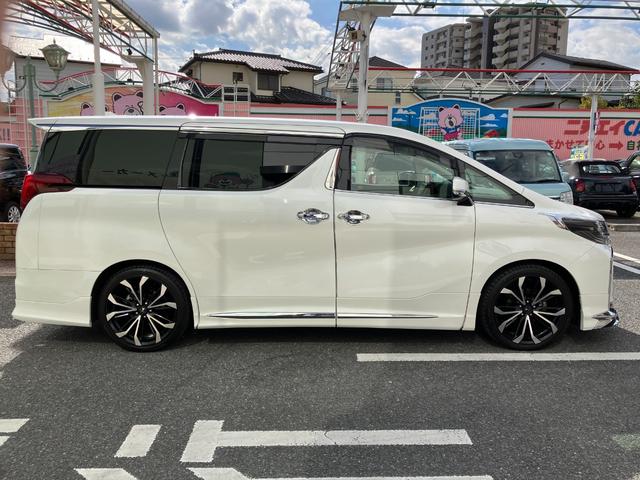 アルファード ２．５Ｓ　Ｃパッケージ　モデリスタエアロ　ツインサンルーフ　ナビ　ＴＶ　ＤＶＤ　フリップダウンモニタ　バックカメラ　クリアランスソナー　レーダークルコン　レーンアシスト　衝突被害軽減　モデリスタ２０インチアルミ　スペアタイヤ（22枚目）