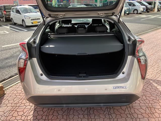 プリウス Sセーフティプラス 純正ナビ TV バックカメラ パークアシスト ヘッドアップディスプレイ 衝突被害軽減 スマートキー レーダークルコン ETC クリアランスソナー レーンアシスト オートマチックハイビーム 純正ドラレコ(22枚目)