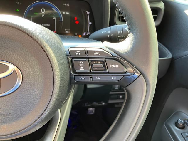 シエンタ ハイブリッドZ ナビ TV ドラレコ型デジタルインナーミラー パノラミックビューモニター パークアシスト クリアランスソナー レーダークルコン レーンアシスト 衝突軽減 ETC ステアリングヒーター シートヒーター(33枚目)