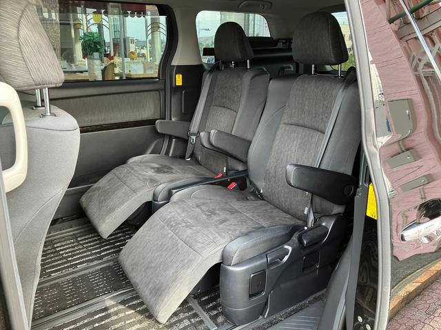 ヴェルファイアハイブリッド ZR 4WD モデリスタエアロ 純正ナビ TV バックカメラ フリップダウンモニター ETC 電動リアゲート スマートキ クルコン クリアランスソナー HID メモリーパワーシート オットマン 100V電源(41枚目)