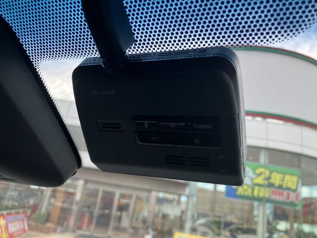 デリカD:5 アーバンギア G パワーパッケージ 4WD フリップダウンモニター ナビ TV 全周囲カメラ 電動リアゲート ETC レーダークルーズコントロール レーンアシスト 衝突被害軽減 両側電動スライドドア LED スマートキー AC100V(14枚目)