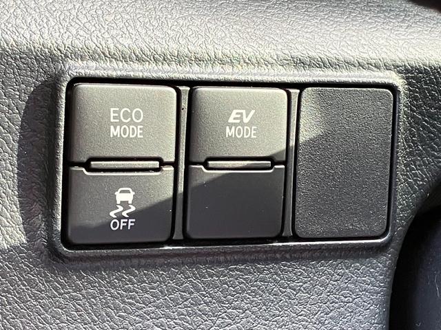 シエンタ ハイブリッド G セーフティーエディションII リアエンターテイメント 純正ナビ TV バックカメラ スマートキー クリアランスソナー クルーズコントロール レーンアシスト 衝突被害軽減 両側電動スライドドア オートマチックハイビーム LEDライト(9枚目)