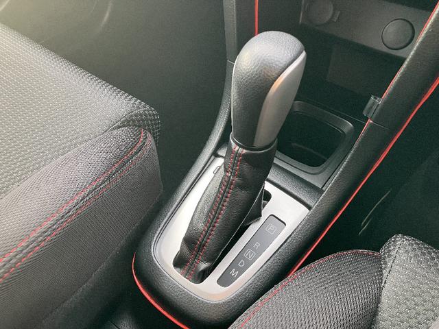 スイフトスポーツ ベースグレード ナビ 前後ドライブレコーダー スマートキー ETC クルーズコントロール ステアリングリモコン アルミホイール オートライト 電動格納ミラー 盗難防止システム 衝突安全ボディ フォグランプ(7枚目)