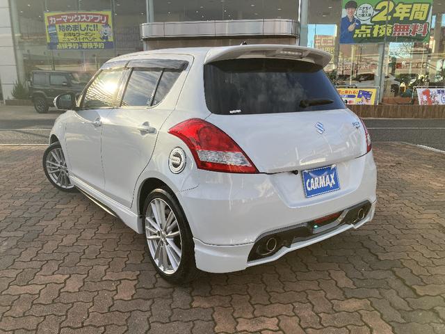 スイフトスポーツ ベースグレード ナビ 前後ドライブレコーダー スマートキー ETC クルーズコントロール ステアリングリモコン アルミホイール オートライト 電動格納ミラー 盗難防止システム 衝突安全ボディ フォグランプ(17枚目)