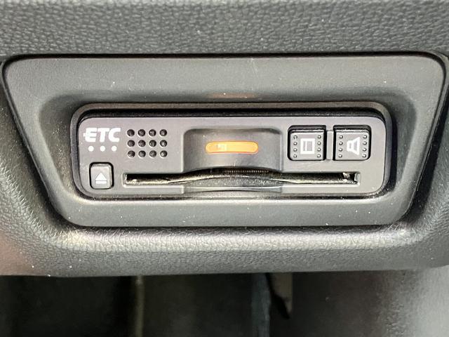 ステップワゴンスパーダ スパーダハイブリッドG・EXホンダセンシングブラスタ ナビ装着用スペシャルパッケージ マルチビューカメラシステム ナビ TV フリップダウンモニター ETC パークアシスト スマートキー レーダークルコン レーンアシスト 衝突軽減 純正ドラレコ LED(10枚目)