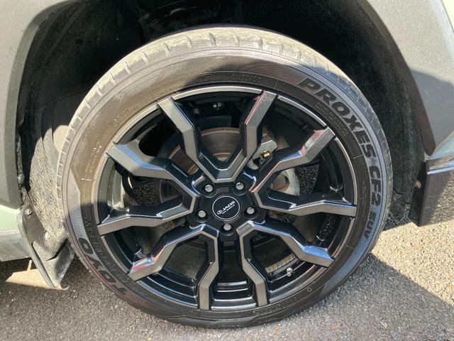 ＲＡＶ４ アドベンチャー　４ＷＤ　後席ツインモニター　ＪＡＯＳバンパー・アルミホイール　純正ナビ　ＴＶ　バックカメラ　レーダークルコン　クリアランスソナー　レーンアシスト　衝突被害軽減　オートマチックハイビーム　電動リアゲート（23枚目）