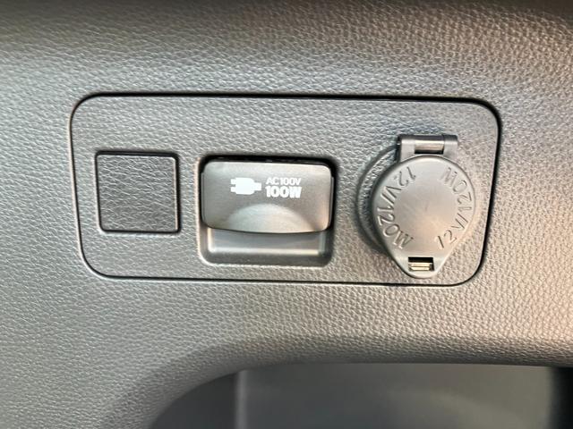 ＲＡＶ４ アドベンチャー　４ＷＤ　後席ツインモニター　ＪＡＯＳバンパー・アルミホイール　純正ナビ　ＴＶ　バックカメラ　レーダークルコン　クリアランスソナー　レーンアシスト　衝突被害軽減　オートマチックハイビーム　電動リアゲート（33枚目）