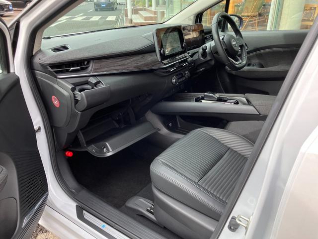 オーラ G レザーエディション BOSEサウンド アラウンドビューモニター プロパイロット 純正ナビ TV 純正ドラレコ スマートキー クリアランスソナー 衝突被害軽減 LED パワーシート シートヒーター デジタルインナーミラー(31枚目)