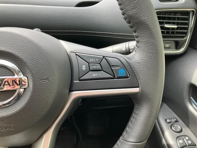 セレナ ハイウェイスター VセレクションII フリップダウンモニター アラウンドビューモニター パークアシスト ナビ TV プロパイロット スマートキー ETC クリアランスソナー 衝突被害軽減 デジタルインナーミラー LED ドライブレコーダー(33枚目)