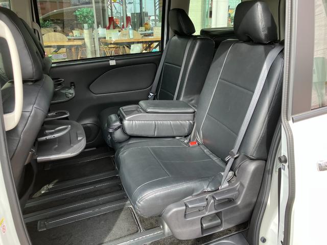 セレナ ハイウェイスター VセレクションII フリップダウンモニター アラウンドビューモニター パークアシスト ナビ TV プロパイロット スマートキー ETC クリアランスソナー 衝突被害軽減 デジタルインナーミラー LED ドライブレコーダー(39枚目)