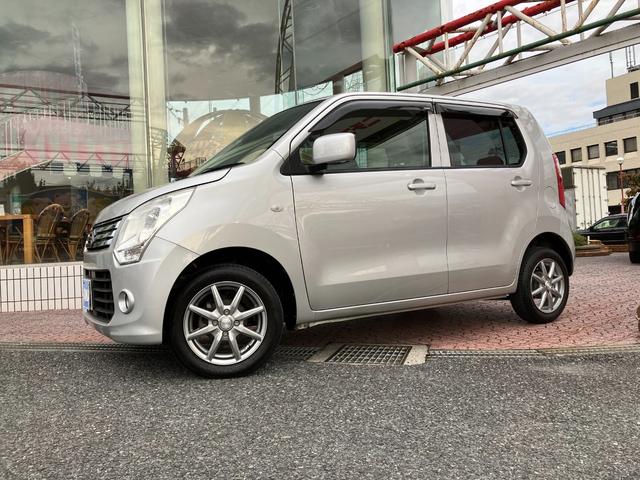 ワゴンＲ ＦＸ　５速ＭＴ車　キーレスエントリー　オートエアコン　アイドリングストップ　電動格納ミラー　フォグランプ　盗難防止システム　ＣＤ　社外アルミホイール　衝突安全ボディ　パワーステアリング（21枚目）