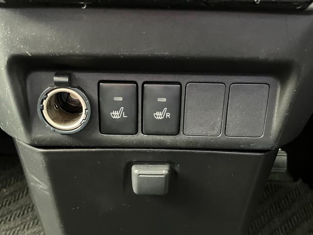 タンク カスタムＧ　ＳＡＩＩＩ　インテリアバー　フリップダウンモニター　ナビ　ＴＶ　バックカメラ　スマートキー　ＥＴＣ　クリアランスソナー　クルーズコントロール　衝突被害軽減　オートマチックハイビーム　純正ドラレコ　シートヒーター（27枚目）