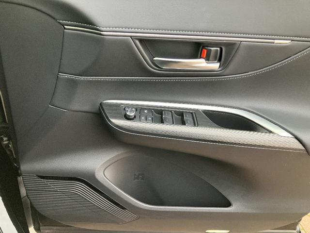 ハリアー Ｇ　ナビ　ＴＶ　バックカメラ　トヨタセーフティセンス　デジタルインナーミラー　スマートキ　レーダークルコン　クリアランスソナー　レーンアシスト　衝突軽減　ＬＥＤ　電動リアゲート　ＢＳＭ　ハーフレザーシート（13枚目）