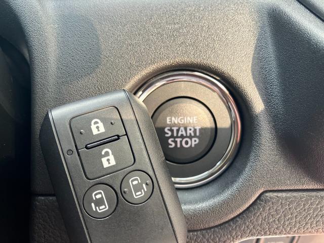 ソリオバンディット ハイブリッドＭＶ　登録済み未使用車　全周囲カメラ　メーカーナビ　ＴＶ　スマートキー　クリアランスソナー　レーダークルーズコントロール　レーンアシスト　衝突被害軽減　ＬＥＤ　フォグ　ＨＵＤ　ステリモ　両側電動スライドドア（10枚目）