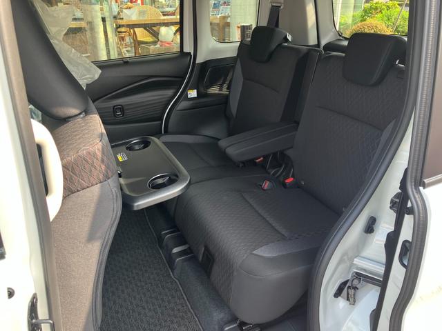 ソリオバンディット ハイブリッドＭＶ　登録済み未使用車　全周囲カメラ　メーカーナビ　ＴＶ　スマートキー　クリアランスソナー　レーダークルーズコントロール　レーンアシスト　衝突被害軽減　ＬＥＤ　フォグ　ＨＵＤ　ステリモ　両側電動スライドドア（34枚目）