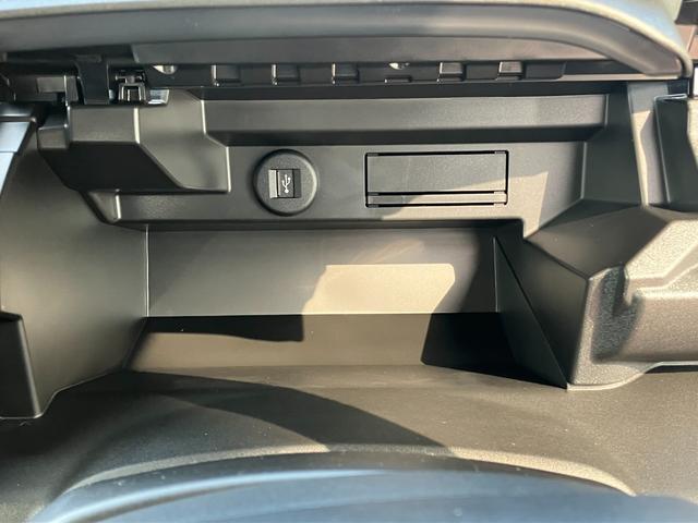 ソリオバンディット ハイブリッドＭＶ　登録済み未使用車　全周囲カメラ　メーカーナビ　ＴＶ　スマートキー　クリアランスソナー　レーダークルーズコントロール　レーンアシスト　衝突被害軽減　ＬＥＤ　フォグ　ＨＵＤ　ステリモ　両側電動スライドドア（36枚目）