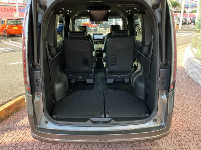 ステップワゴン ｅ：ＨＥＶスパーダ　フリップダウンモニター　マルチビューカメラ　純正ナビ　ＴＶ　スマートキー　ドラレコ　電動リアゲート　レーダークルコン　ＥＴＣ　クリアランスソナー　レーンアシスト　衝突被害軽減　ＬＥＤ　シートヒーター（20枚目）