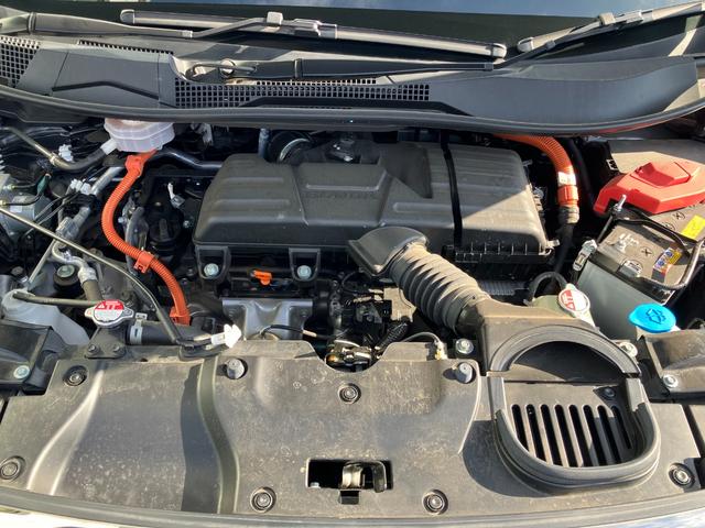 ステップワゴン ｅ：ＨＥＶスパーダ　フリップダウンモニター　マルチビューカメラ　純正ナビ　ＴＶ　スマートキー　ドラレコ　電動リアゲート　レーダークルコン　ＥＴＣ　クリアランスソナー　レーンアシスト　衝突被害軽減　ＬＥＤ　シートヒーター（22枚目）