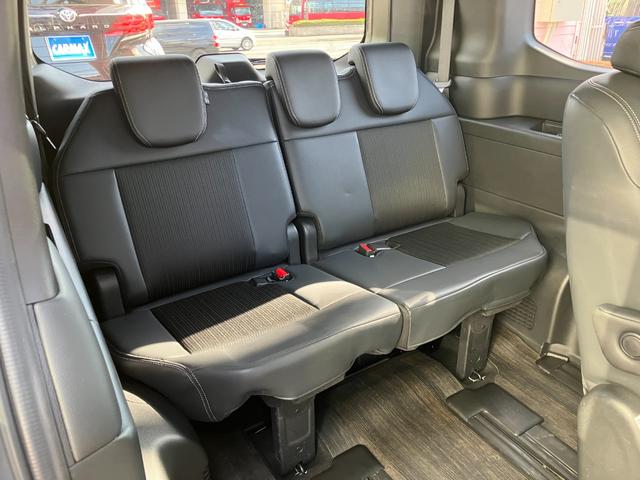 ステップワゴン ｅ：ＨＥＶスパーダ　フリップダウンモニター　マルチビューカメラ　純正ナビ　ＴＶ　スマートキー　ドラレコ　電動リアゲート　レーダークルコン　ＥＴＣ　クリアランスソナー　レーンアシスト　衝突被害軽減　ＬＥＤ　シートヒーター（39枚目）