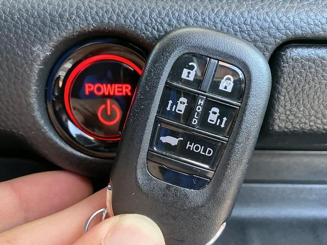 ステップワゴン e:HEVスパーダ マルチビューカメラ フリップダウンモニター 純正ナビ TV スマートキー BSM ETC レーダークルコン クリアランスソナー レーンアシスト 衝突被害軽減 LED 電動リアゲート 前席シートヒーター(10枚目)