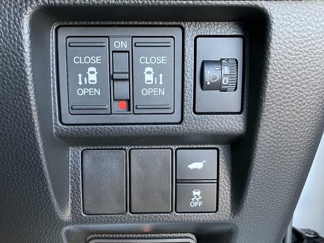 ステップワゴン e:HEVスパーダ マルチビューカメラ フリップダウンモニター 純正ナビ TV スマートキー BSM ETC レーダークルコン クリアランスソナー レーンアシスト 衝突被害軽減 LED 電動リアゲート 前席シートヒーター(11枚目)