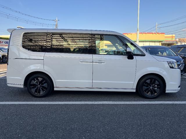 ステップワゴン e:HEVスパーダ マルチビューカメラ フリップダウンモニター 純正ナビ TV スマートキー BSM ETC レーダークルコン クリアランスソナー レーンアシスト 衝突被害軽減 LED 電動リアゲート 前席シートヒーター(17枚目)