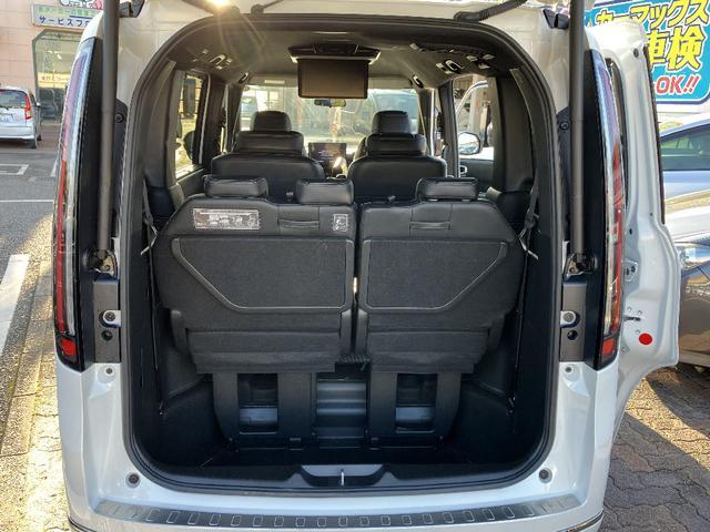 ステップワゴン e:HEVスパーダ マルチビューカメラ フリップダウンモニター 純正ナビ TV スマートキー BSM ETC レーダークルコン クリアランスソナー レーンアシスト 衝突被害軽減 LED 電動リアゲート 前席シートヒーター(21枚目)