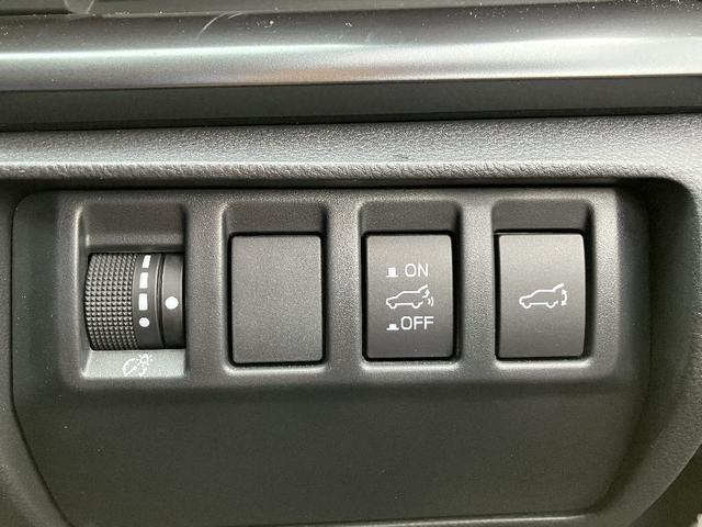 レヴォーグ STIスポーツ EX 4WD STIエアロ アイサイト ナビ TV フロント・サイド・バックカメラ ETC レーダークルコン レーンアシスト 衝突被害軽減 LED パワーシート 革シート スマートキー 全席シートヒーター(12枚目)