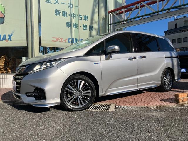 オデッセイハイブリッド ハイブリッドアブソルート・ホンダセンシング　マルチビューカメラシステム　大型アームレスト　フリップダウンモニター　純正ナビ　ＴＶ　センターコンソールボックス　前後ドラレコ　クリアランスソナ　レーダークルコン　パークアシスト　衝突被害軽減　ＥＴＣ（17枚目）