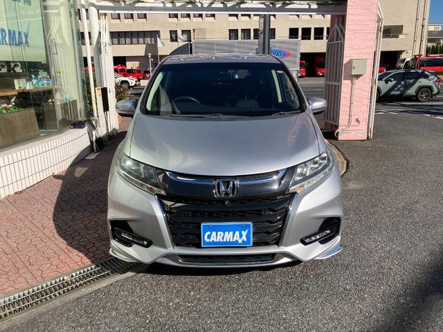 オデッセイハイブリッド ハイブリッドアブソルート・ホンダセンシング　マルチビューカメラシステム　大型アームレスト　フリップダウンモニター　純正ナビ　ＴＶ　センターコンソールボックス　前後ドラレコ　クリアランスソナ　レーダークルコン　パークアシスト　衝突被害軽減　ＥＴＣ（18枚目）