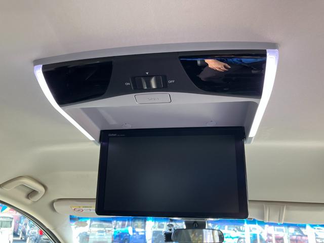 オデッセイハイブリッド ハイブリッドアブソルート・ホンダセンシング　マルチビューカメラシステム　大型アームレスト　フリップダウンモニター　純正ナビ　ＴＶ　センターコンソールボックス　前後ドラレコ　クリアランスソナ　レーダークルコン　パークアシスト　衝突被害軽減　ＥＴＣ（37枚目）