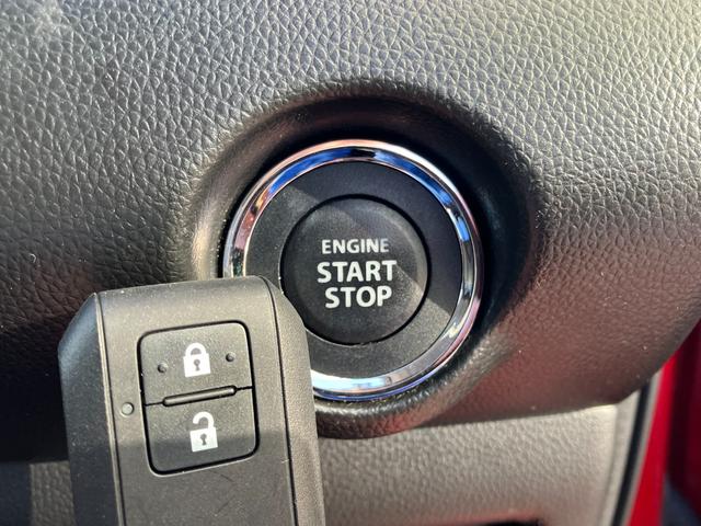 スイフト ハイブリッドＲＳ　全方位モニター用カメラパッケージ装着車　純正８インチナビ　ＴＶ　スマートキー　純正前後ドラレコ　レーダークルコン　ＥＴＣ　クリアランスソナー　レーンアシスト　衝突被害軽減　ＬＥＤ　スマートキー　フォグ（14枚目）