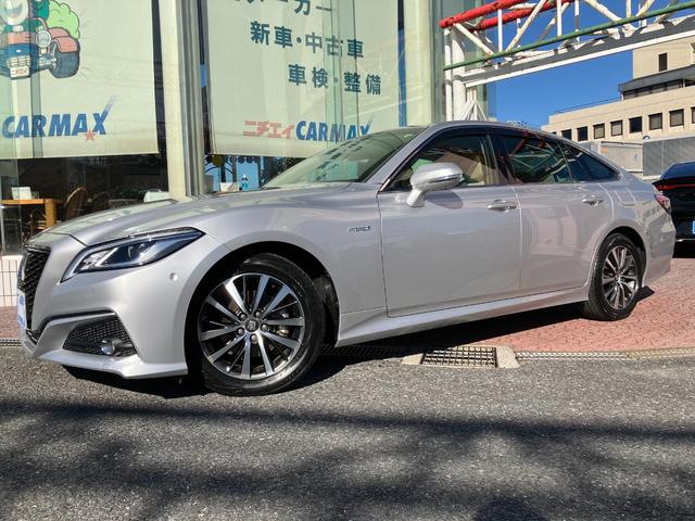 クラウンハイブリッド Ｓ　Ｃパッケージ　パノラミックビューモニター　純正ナビ　ＴＶ　スマートキー　ドラレコ　ＥＴＣ　レーダークルコン　衝突被害軽減　クリアランスソナー　レーンアシスト　ＬＥＤ　シートヒータ　ステアリングヒーター　１００Ｖ電源（18枚目）