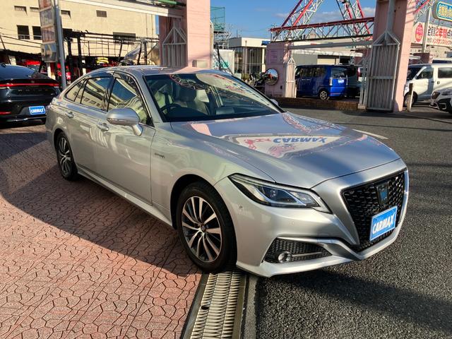 クラウンハイブリッド Ｓ　Ｃパッケージ　パノラミックビューモニター　純正ナビ　ＴＶ　スマートキー　ドラレコ　ＥＴＣ　レーダークルコン　衝突被害軽減　クリアランスソナー　レーンアシスト　ＬＥＤ　シートヒータ　ステアリングヒーター　１００Ｖ電源（20枚目）