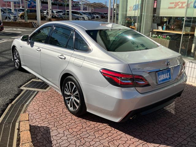 クラウンハイブリッド Ｓ　Ｃパッケージ　パノラミックビューモニター　純正ナビ　ＴＶ　スマートキー　ドラレコ　ＥＴＣ　レーダークルコン　衝突被害軽減　クリアランスソナー　レーンアシスト　ＬＥＤ　シートヒータ　ステアリングヒーター　１００Ｖ電源（23枚目）