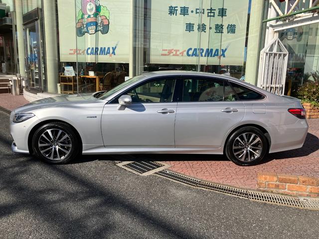 クラウンハイブリッド Ｓ　Ｃパッケージ　パノラミックビューモニター　純正ナビ　ＴＶ　スマートキー　ドラレコ　ＥＴＣ　レーダークルコン　衝突被害軽減　クリアランスソナー　レーンアシスト　ＬＥＤ　シートヒータ　ステアリングヒーター　１００Ｖ電源（24枚目）