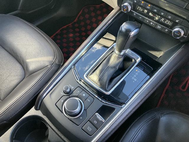 ＣＸ－５ ＸＤ　エクスクルーシブモード　ＢＯＳＥスピーカー　３６０°ビューモニター　ナビ　ＴＶ　スマートキー　ＥＴＣ　レーダークルコン　クリアランスソナー　レーンアシスト　パワーシート　衝突被害軽減　ＬＥＤ　電動リアゲート　１９インチアルミ（12枚目）