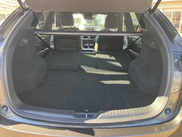 ＣＸ－５ ＸＤ　エクスクルーシブモード　ＢＯＳＥスピーカー　３６０°ビューモニター　ナビ　ＴＶ　スマートキー　ＥＴＣ　レーダークルコン　クリアランスソナー　レーンアシスト　パワーシート　衝突被害軽減　ＬＥＤ　電動リアゲート　１９インチアルミ（25枚目）