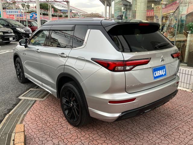 アウトランダーＰＨＥＶ ブラックエディション　４ＷＤ　ルーフレール　マイパイロット　マルチアラウンドモニター　純正ナビ　ＴＶ　スマートキー　ドラレコ　衝突被害軽減　クリアランスソナー　レーンアシスト　パワーシート　ＬＥＤ　パワーバックドア　ＨＵＤ（24枚目）