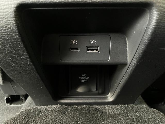 アウトランダーＰＨＥＶ ブラックエディション　４ＷＤ　ルーフレール　マイパイロット　マルチアラウンドモニター　純正ナビ　ＴＶ　スマートキー　ドラレコ　衝突被害軽減　クリアランスソナー　レーンアシスト　パワーシート　ＬＥＤ　パワーバックドア　ＨＵＤ（34枚目）