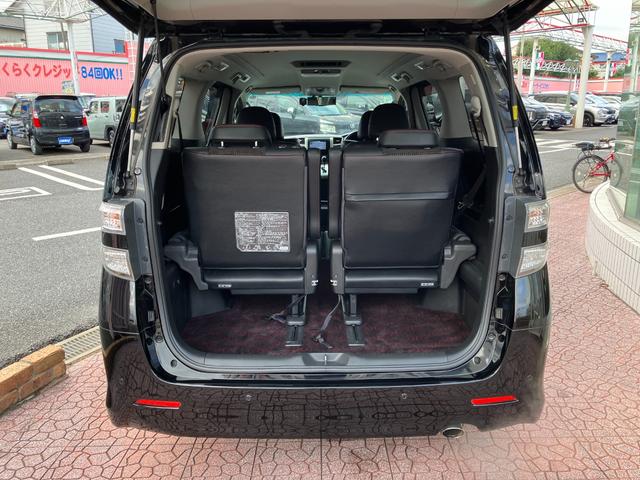 ヴェルファイア ２．４Ｚ　ゴールデンアイズＩＩ　フリップダウンモニター　純正ナビ　ＴＶ　バックカメラ　スマートキー　ＥＴＣ　クルコン　クリアランスソナー　ステリモ　ＨＩＤ　電動リアゲート　オットマン　ドラレコ　ハーフレザーシート　ＡＣ１００Ｖ電源（29枚目）