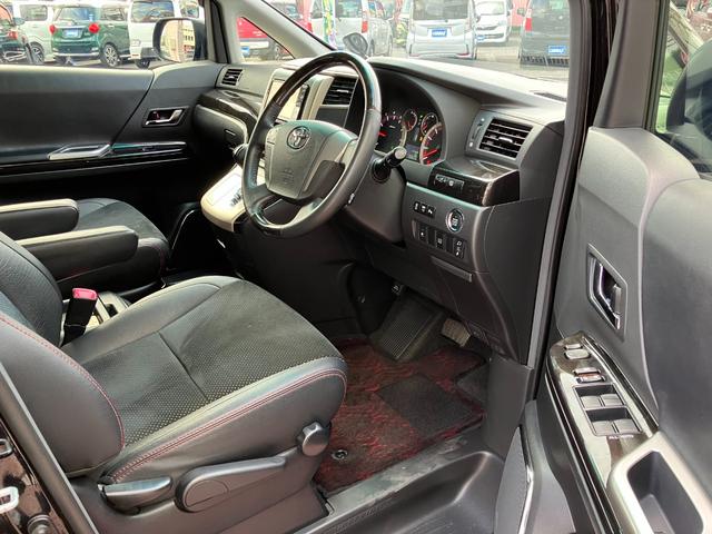 ヴェルファイア ２．４Ｚ　ゴールデンアイズＩＩ　フリップダウンモニター　純正ナビ　ＴＶ　バックカメラ　スマートキー　ＥＴＣ　クルコン　クリアランスソナー　ステリモ　ＨＩＤ　電動リアゲート　オットマン　ドラレコ　ハーフレザーシート　ＡＣ１００Ｖ電源（35枚目）