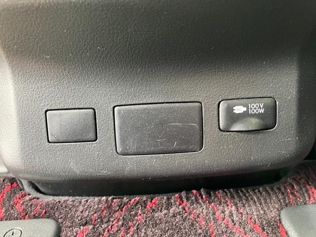 ヴェルファイア ２．４Ｚ　ゴールデンアイズＩＩ　フリップダウンモニター　純正ナビ　ＴＶ　バックカメラ　スマートキー　ＥＴＣ　クルコン　クリアランスソナー　ステリモ　ＨＩＤ　電動リアゲート　オットマン　ドラレコ　ハーフレザーシート　ＡＣ１００Ｖ電源（38枚目）