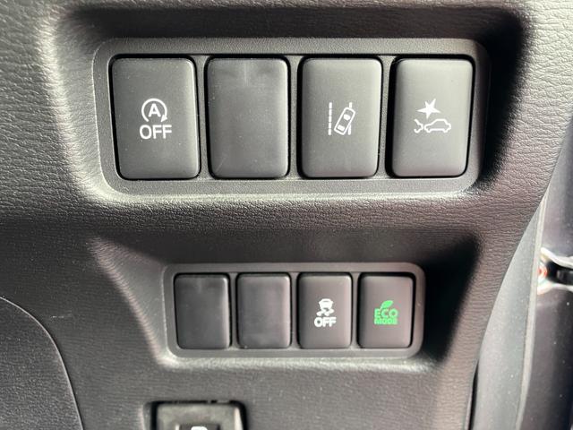 デリカＤ：５ ジャスパー　４ＷＤ　アラウンドビューモニター　フリップダウンモニター　マッドフラップ　ナビ　ＴＶ　ＥＴＣ　クルコン　レーンアシスト　衝突被害軽減　ＬＥＤ　サイドステップ　前後ドラレコ　ハーフレザーシート　ステリモ（12枚目）