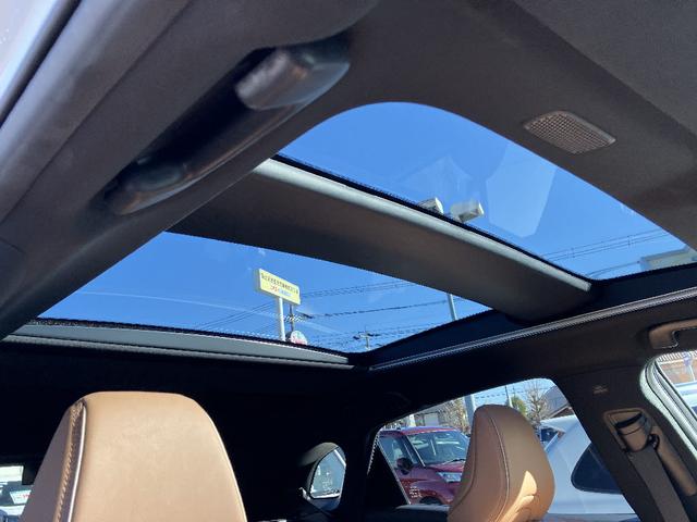 クラウンスポーツ Ｚ　モデリスタエアロ　パノラマルーフ　ナビ　ＴＶ　パノラミックビューモニター　スマートキ　パワーバックドア　レーダークルコン　レーンアシスト　クリアランスソナー　衝突軽減　ベンチレーション　ブラウンシート（5枚目）