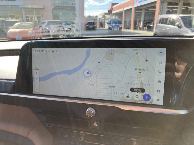 クラウンスポーツ Ｚ　モデリスタエアロ　パノラマルーフ　ナビ　ＴＶ　パノラミックビューモニター　スマートキ　パワーバックドア　レーダークルコン　レーンアシスト　クリアランスソナー　衝突軽減　ベンチレーション　ブラウンシート（7枚目）