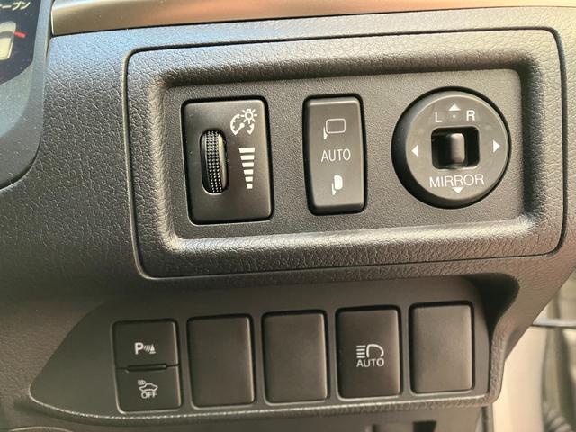 CT CT200h バージョンC Ltexシート ナビ TV バックカメラ スマートキ シートヒーター ETC レーダークルコン クリアランスソナー レーンアシスト 衝突被害軽減 オートマチックハイビーム LED メモリーパワーシート(12枚目)