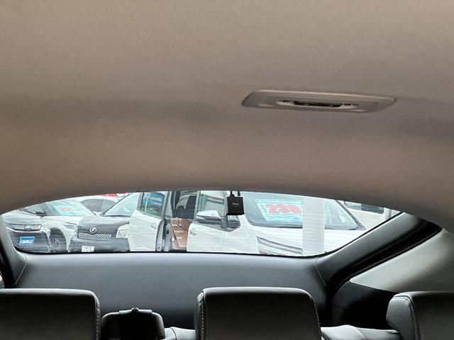 プリウス Z 12.3インチディスプレイオーディオプラス トヨタチームメイト パノラミックビューモニター ナビ TV アドバンストパーク レーダークルコン クリアランスソナー レーンアシスト 衝突被害軽減 ドラレコ(30枚目)