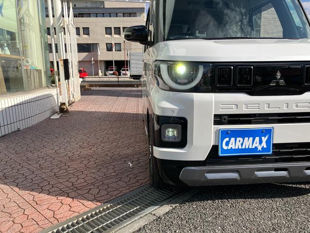 デリカミニ T プレミアム 届け出済未使用車 ターボ マイパイロット 全周囲カメラ ETC2.0 スマートキー ルーフレール 両側電動スライドドア クリアランスソナー レーンアシスト 衝突被害軽減 LED アイドリングストップ(25枚目)