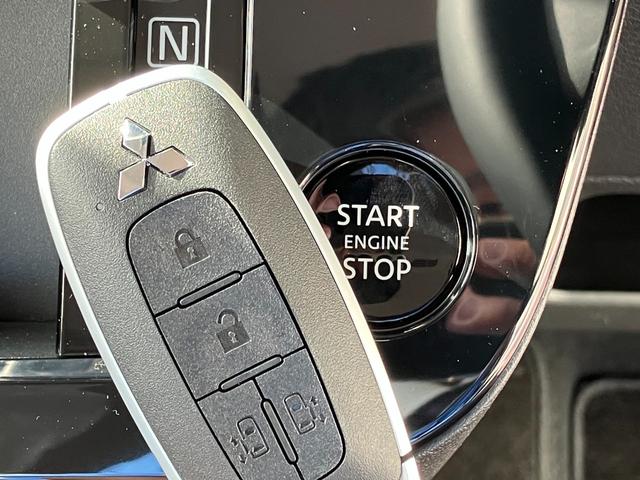 デリカミニ T プレミアム 届け出済未使用車 ターボ マイパイロット 全周囲カメラ ETC2.0 スマートキー ルーフレール 両側電動スライドドア クリアランスソナー レーンアシスト 衝突被害軽減 LED アイドリングストップ(30枚目)